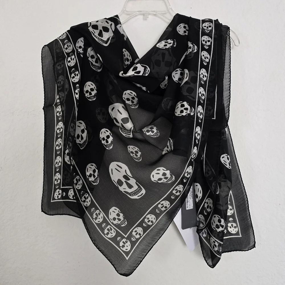 Alexander McQueen Skull Silk Scarf Black - Picture 2 of 6